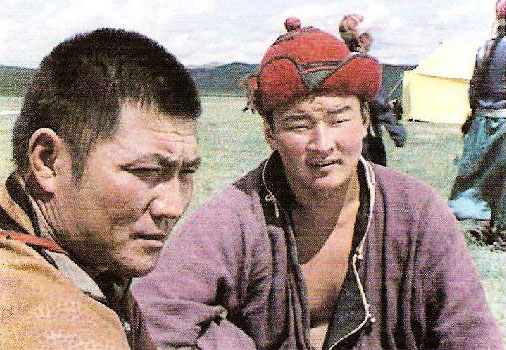 Молиго Очирын дүрд тоглох жүжигчинг л шууд нэрлэжээ